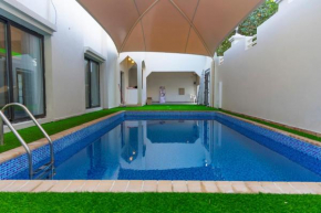 4 Bed Private Pool Villa Juffair